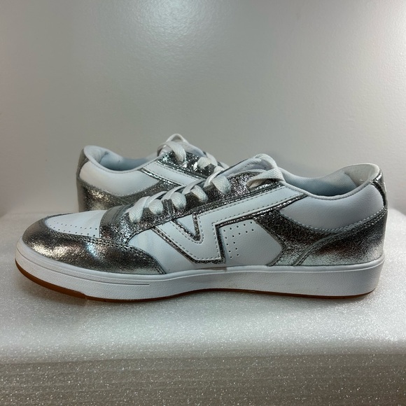 Vans Women’s Size 9 Metallic Silver and White Lowland-Worn Once - Picture 7 of 9